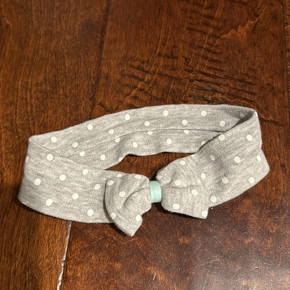 Vitamins Baby Girls Bird/Spring 4 Piece Outfit - Picture 2 of 11